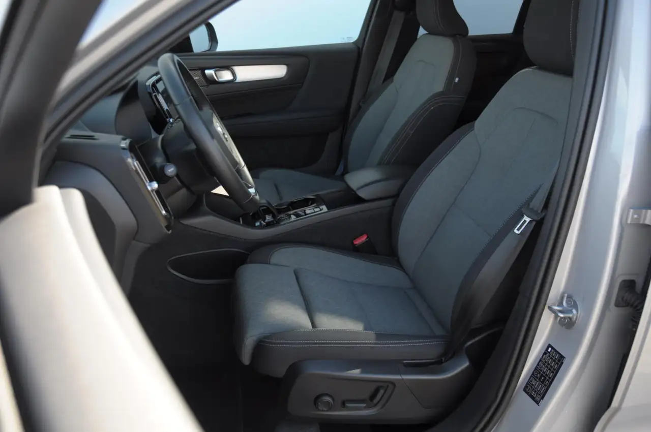 Volvo XC40 T4 211PK Plug-in hybrid Plus Dark / Panoramadak /, миниатюра 9