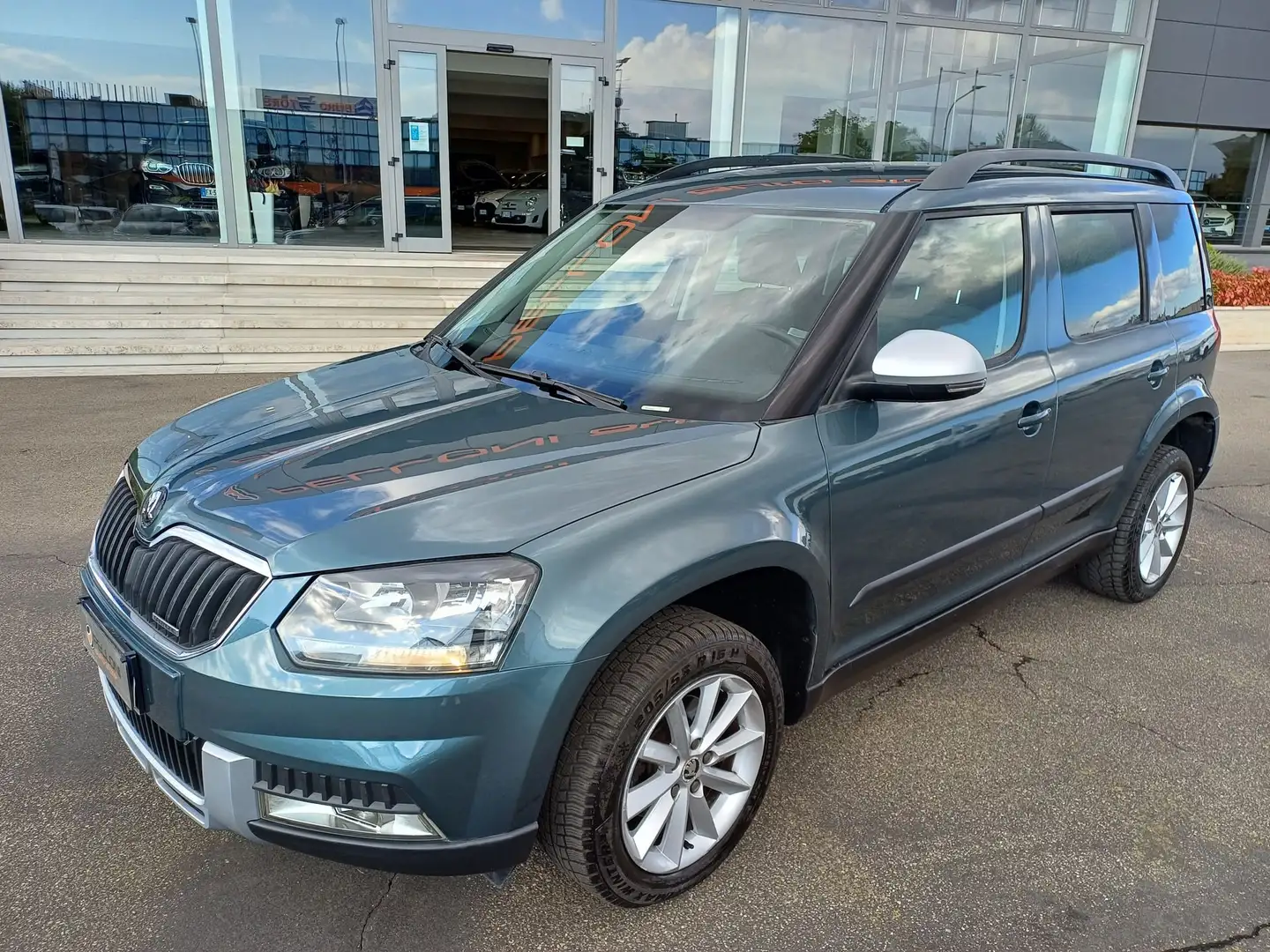 Skoda Yeti 1.6 TDI CR 105 CV 1°prop - GARANZIA-KM CERTIFIC Verde - 2