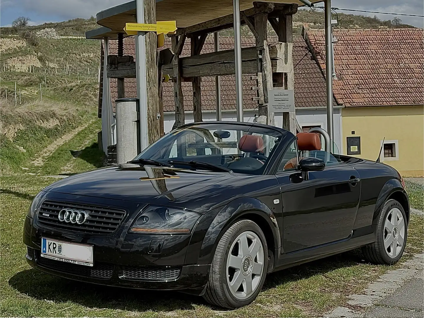 Audi TT TT Roadster 1,8 T quattro Schwarz - 1