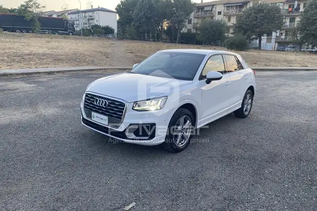 Audi Q2 Q2 35 TFSI S tronic Business Design
