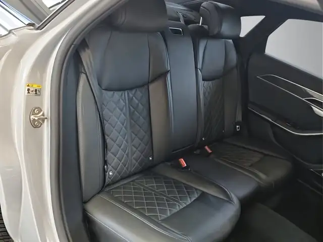 Audi A8 60 TFSI e quattro Lang Ansicht 12
