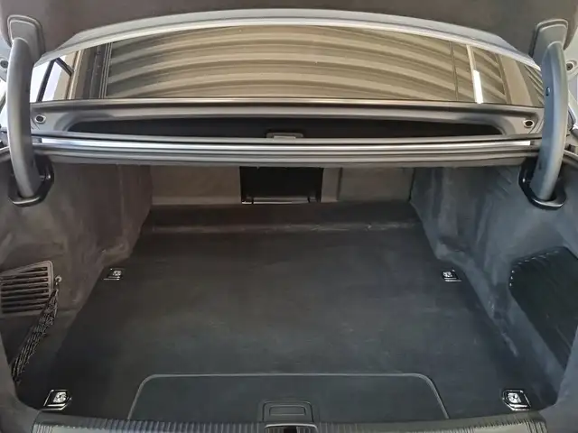 Audi A8 60 TFSI e quattro Lang Ansicht 18