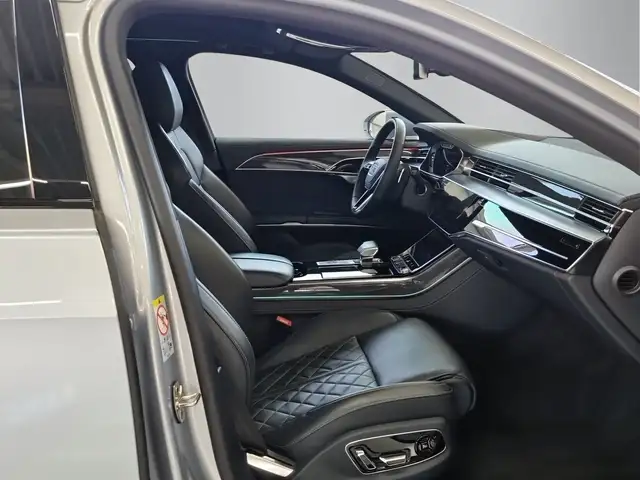 Audi A8 60 TFSI e quattro Lang Ansicht 11