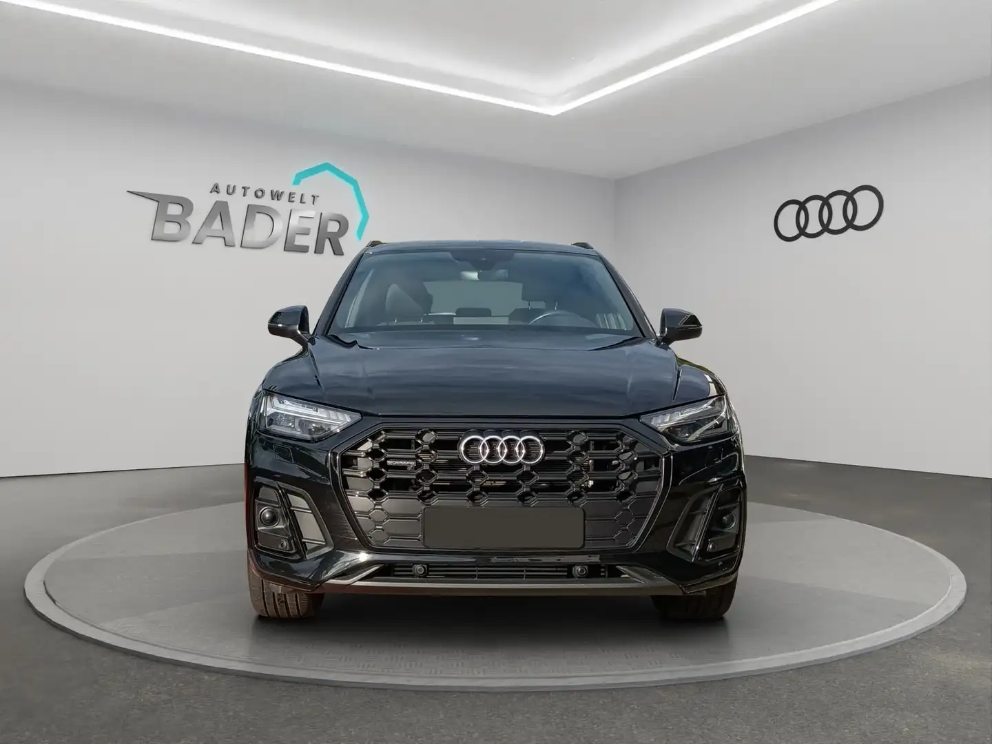 Audi Q5 2.0 TFSIe quattro S Line S tronic Matrix Schwarz - 2