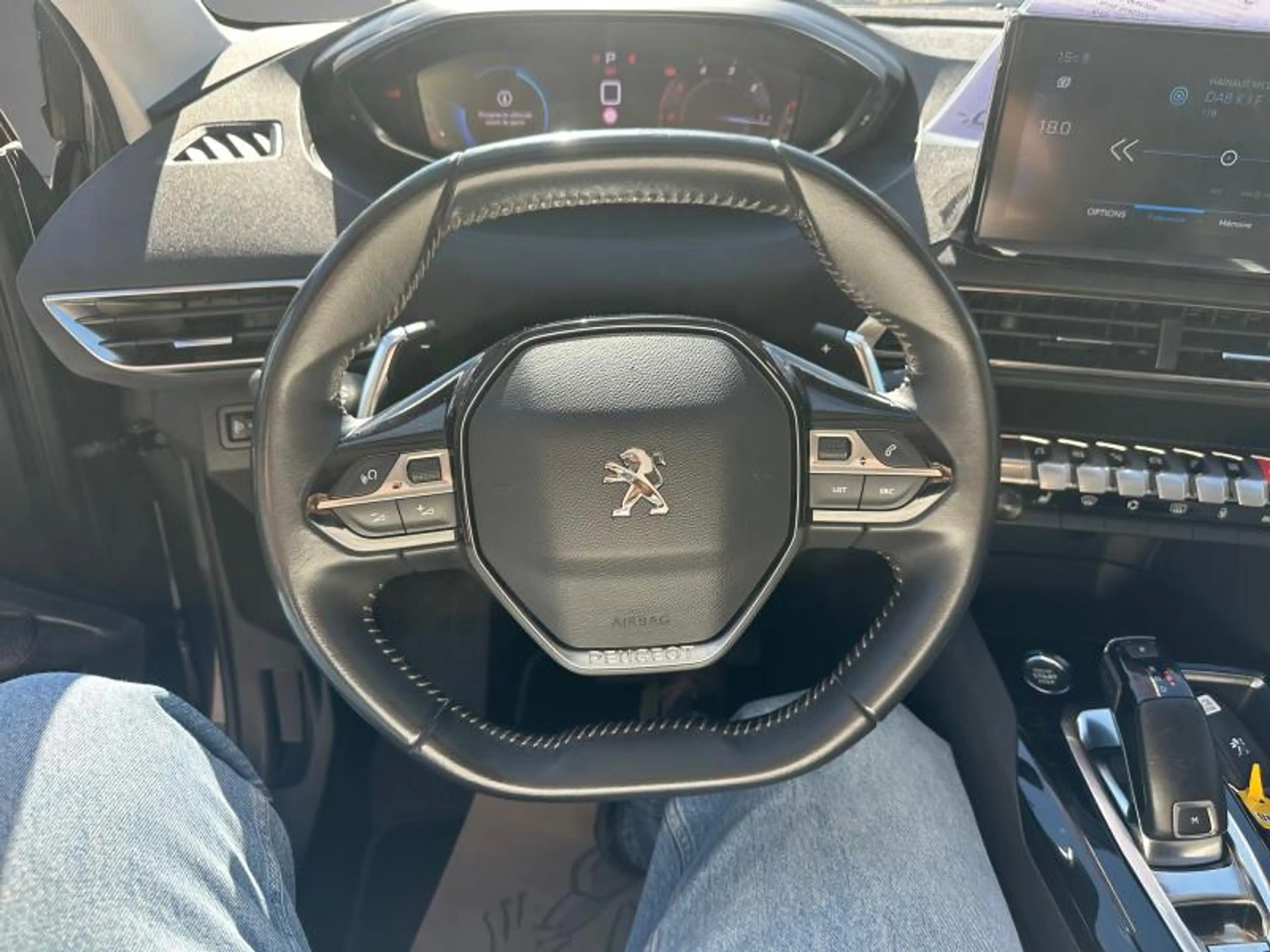 Peugeot 5008 1.5 HDi 131cv Automatique 7pl Gris 03/23 81731km — photo 12