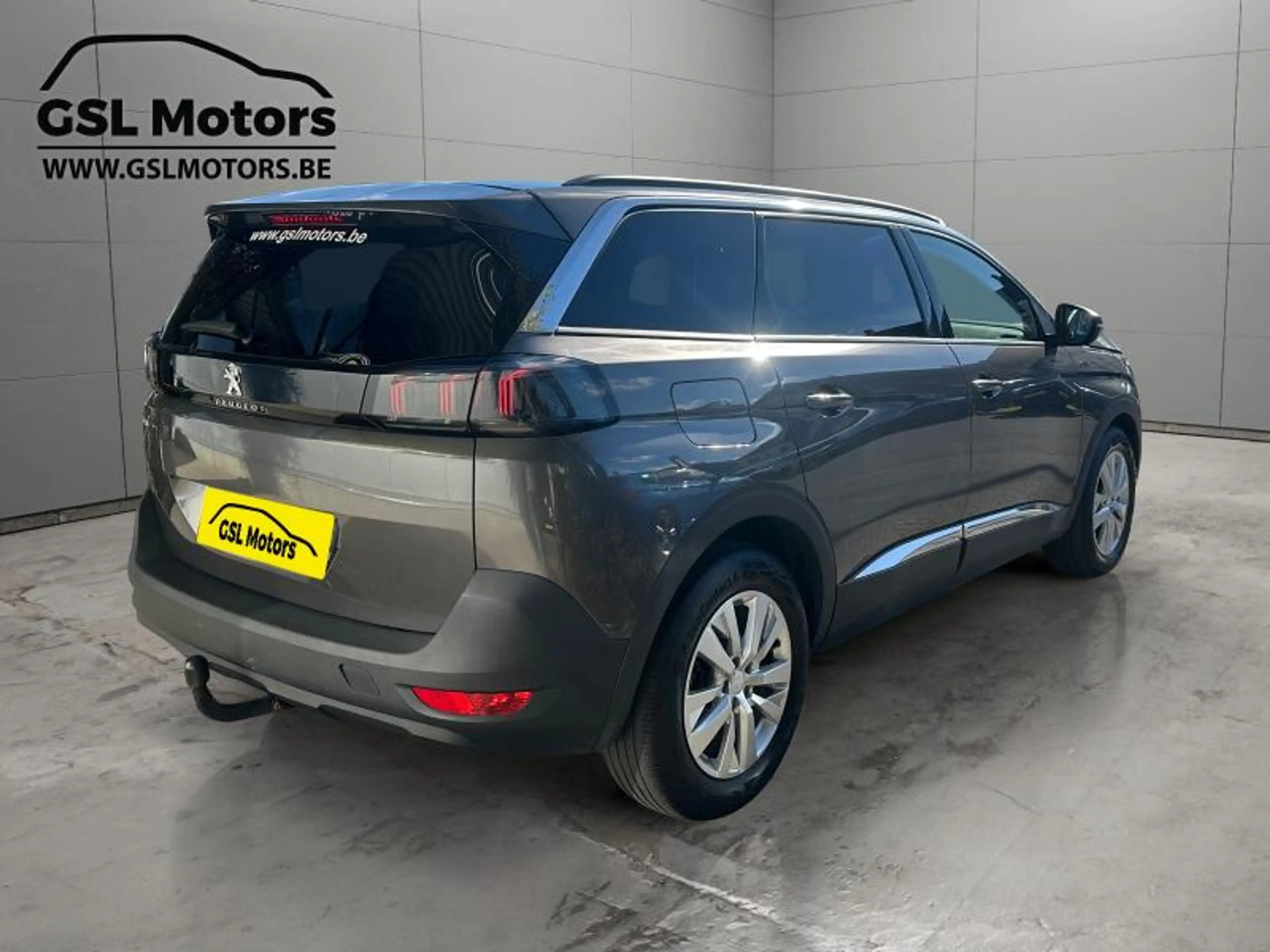 Peugeot 5008 1.5 HDi 131cv Automatique 7pl Gris 03/23 81731km — photo 4