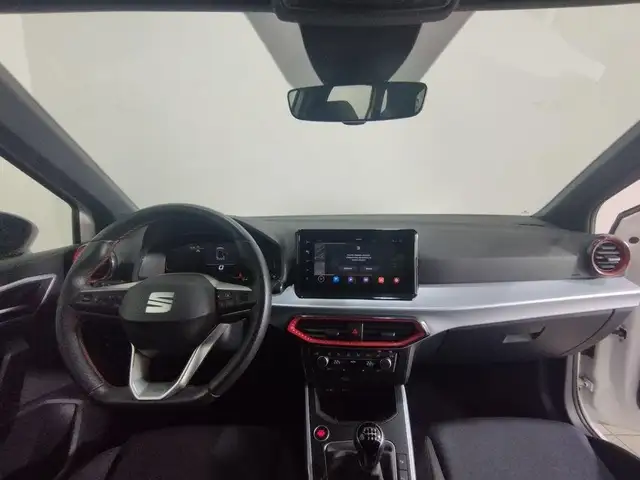 Seat Arona view 4