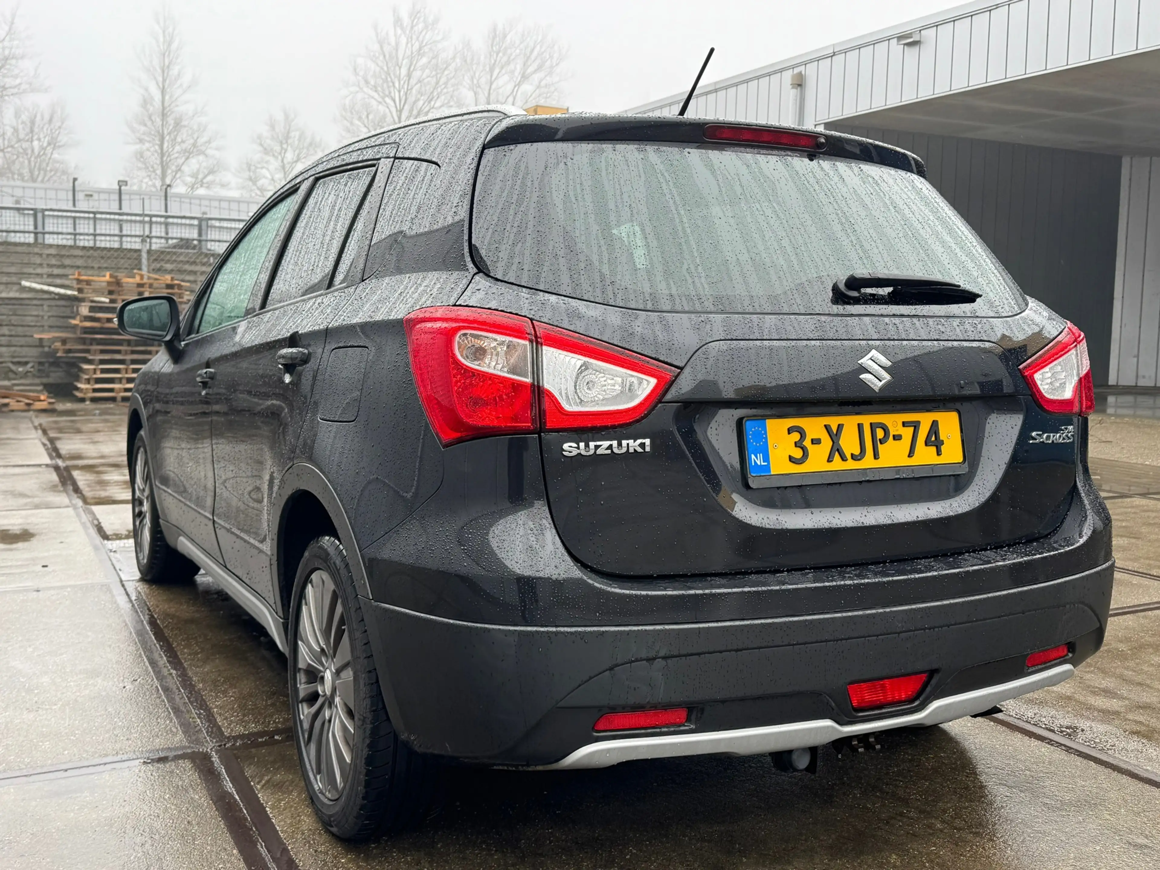 Suzuki SX4 S-Cross 1.6 DDiS Exclusive — photo 3
