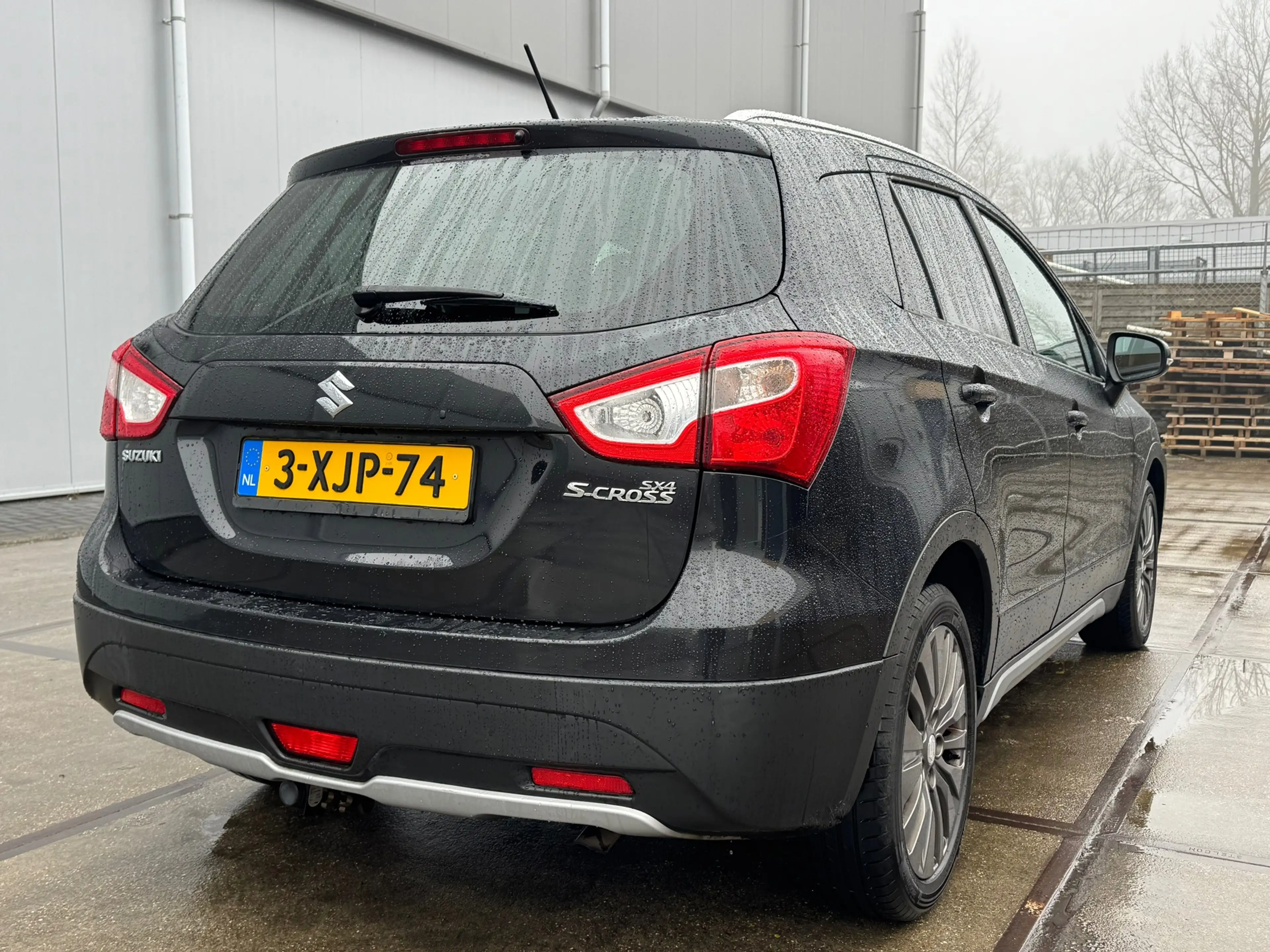 Suzuki SX4 S-Cross 1.6 DDiS Exclusive — photo 4