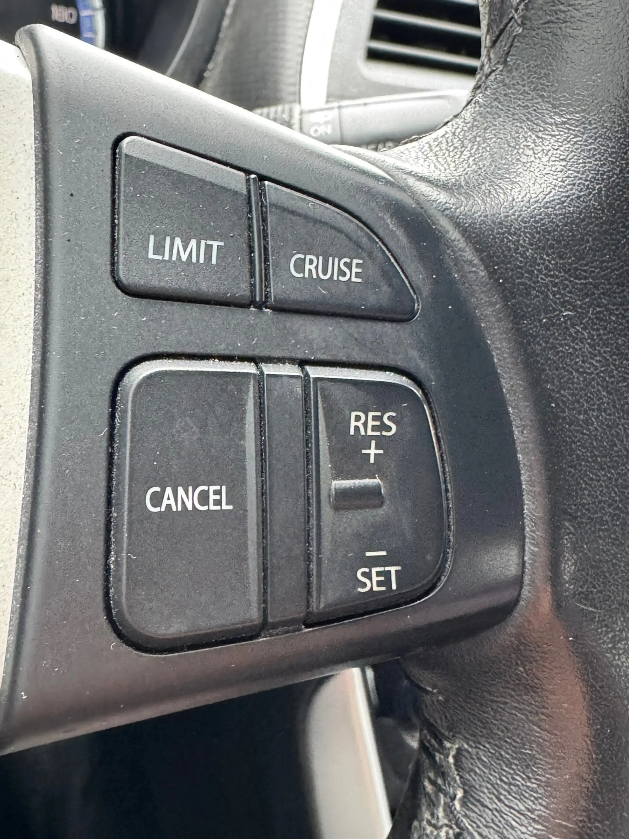Suzuki SX4 S-Cross 1.6 DDiS Exclusive — photo 13