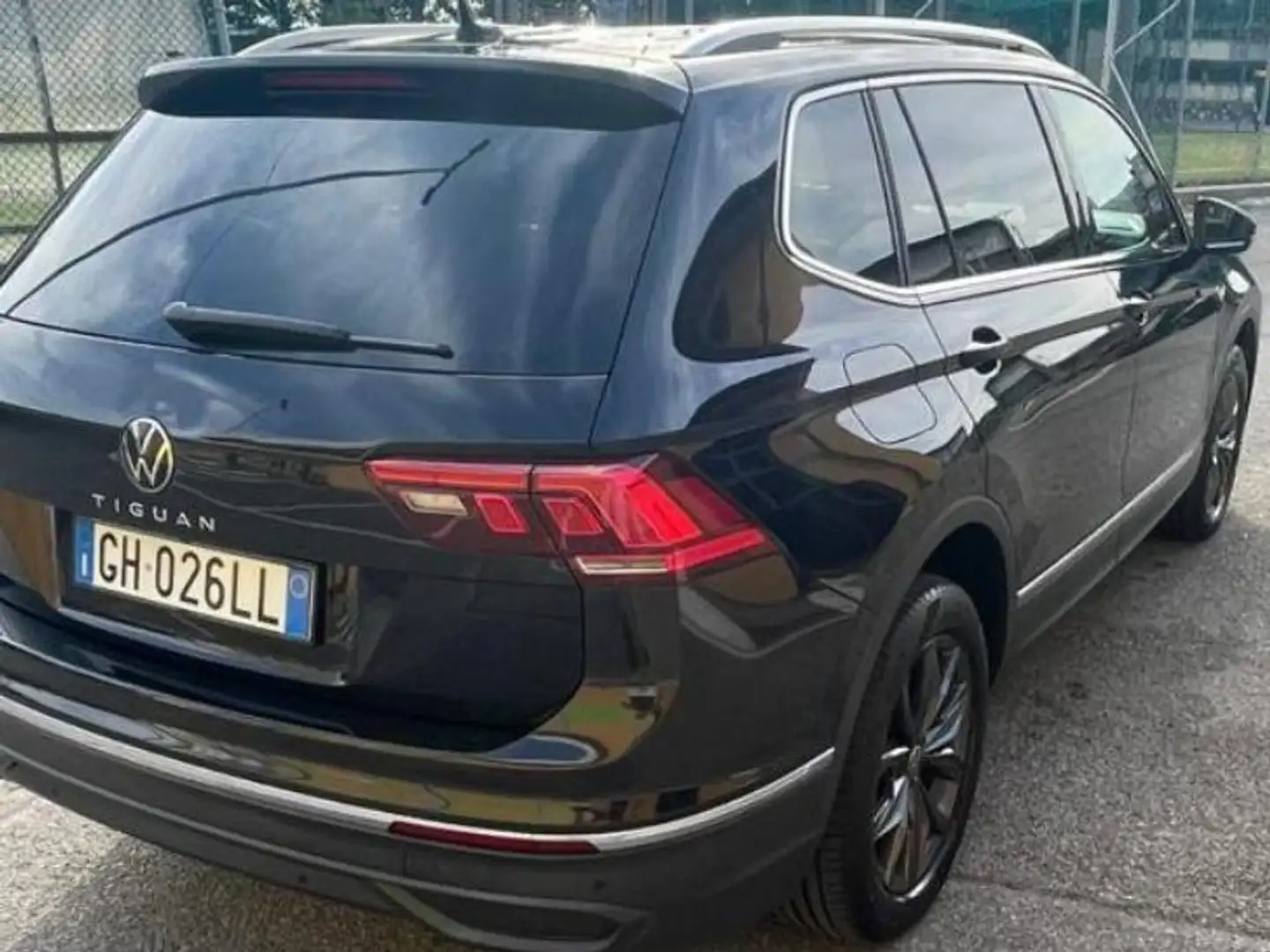 Volkswagen Tiguan Allspace 2.0 tdi Elegance 150cv 7P DSG Bleu - 2