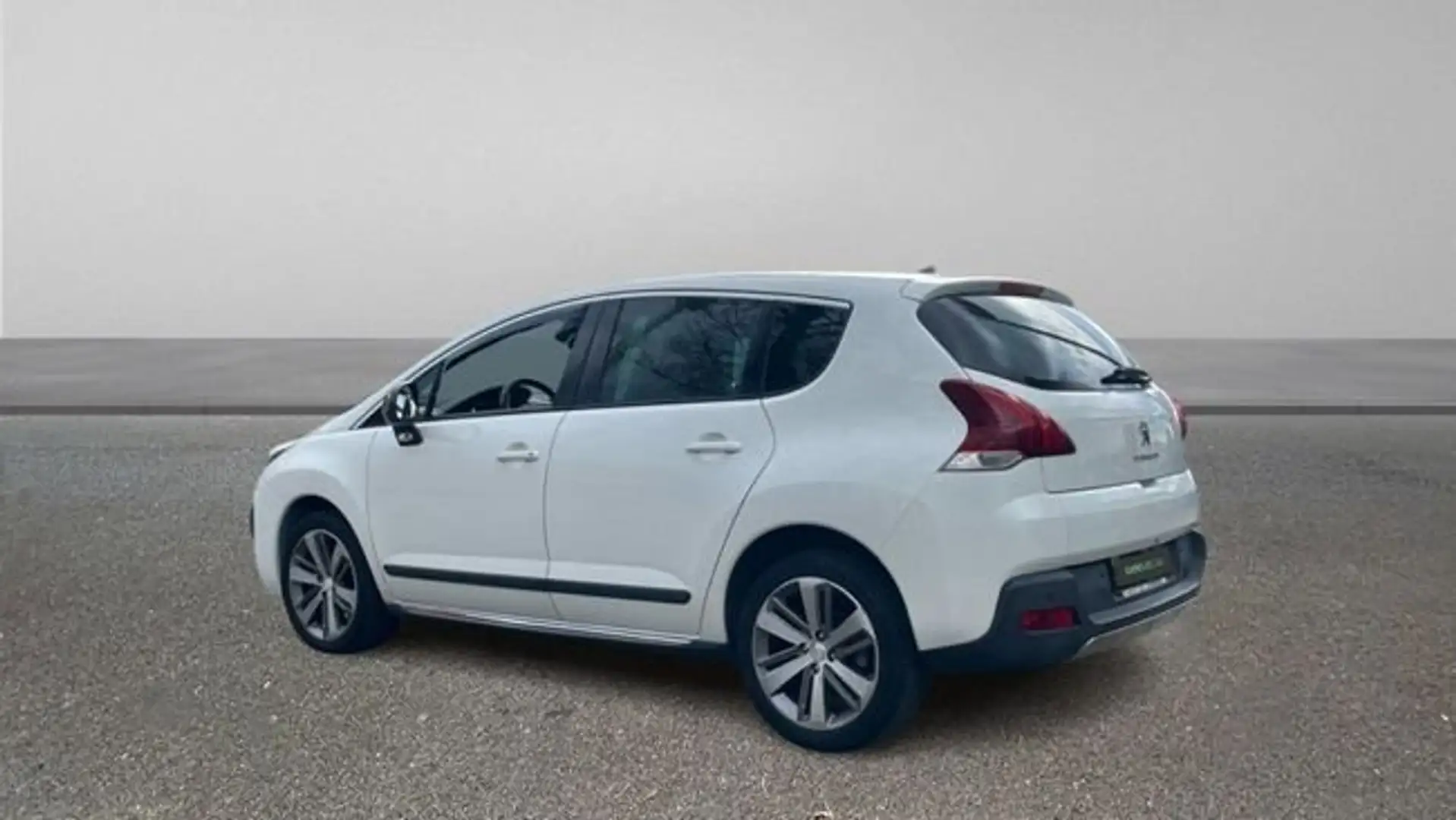 Peugeot 3008 1.6 HDI 115BHP FAP ALLURE 115 5P Blanco - 2
