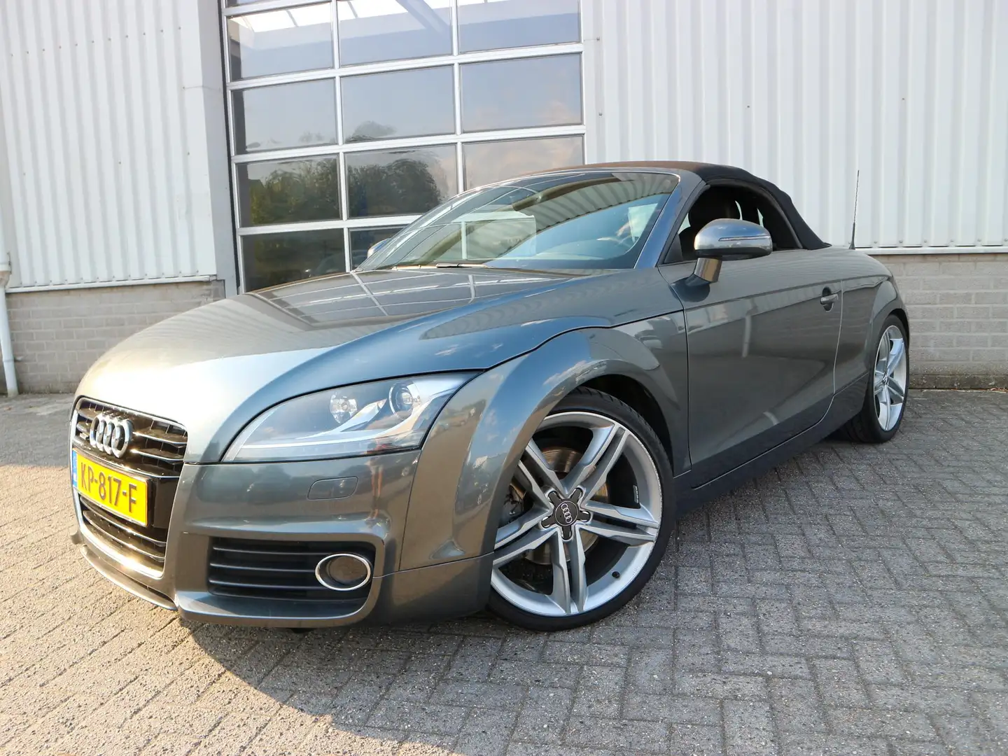 Audi TT Roadster 1.8 TFSI Pro Line S Quattro super staat! Grijs - 2