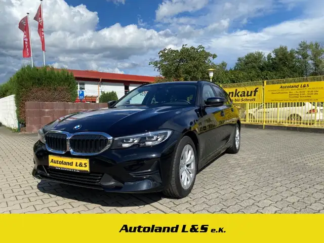 Bmw 318 d Advantage Touring,LED,PDC,SH,1.Hand,Navi,Alus,WK