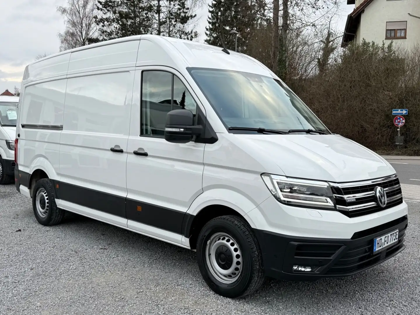 Volkswagen Crafter CRAFTER-E SORTIMO REGALSYSTEM KLIMA NAVI KAMERA Blanc - 1