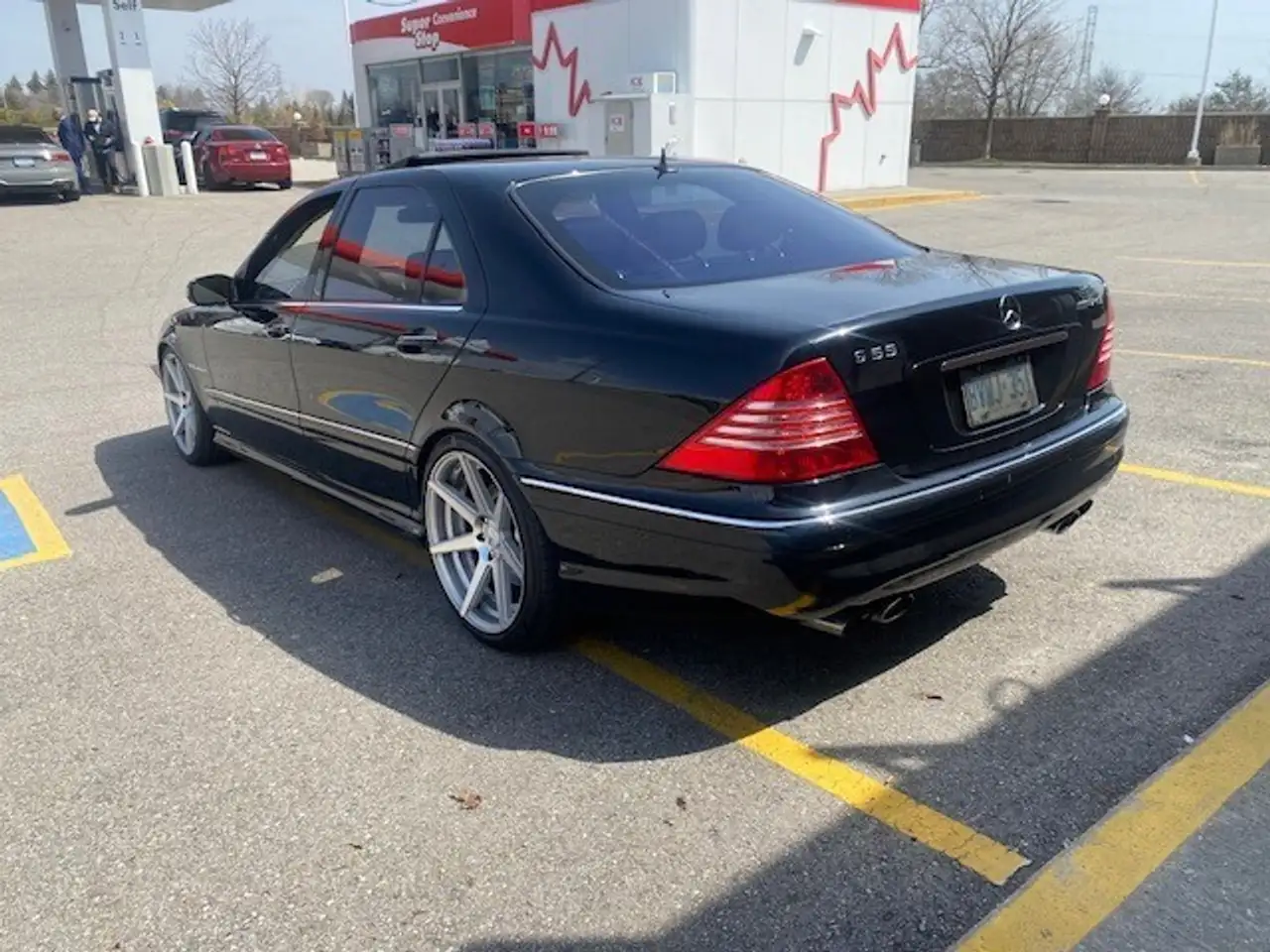 Mercedes-Benz S-Class снимка Mercedes-Benz S-Class