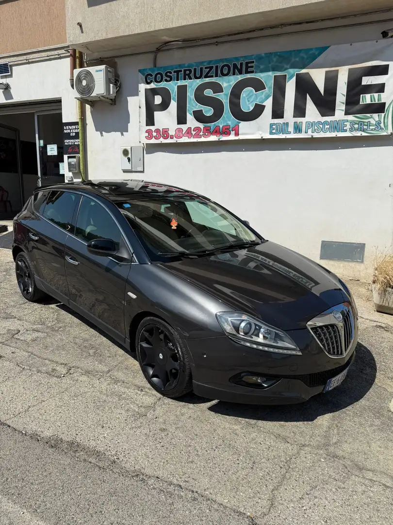 Lancia Delta 1.9 t.mjt Platino 190cv Diesel - 2