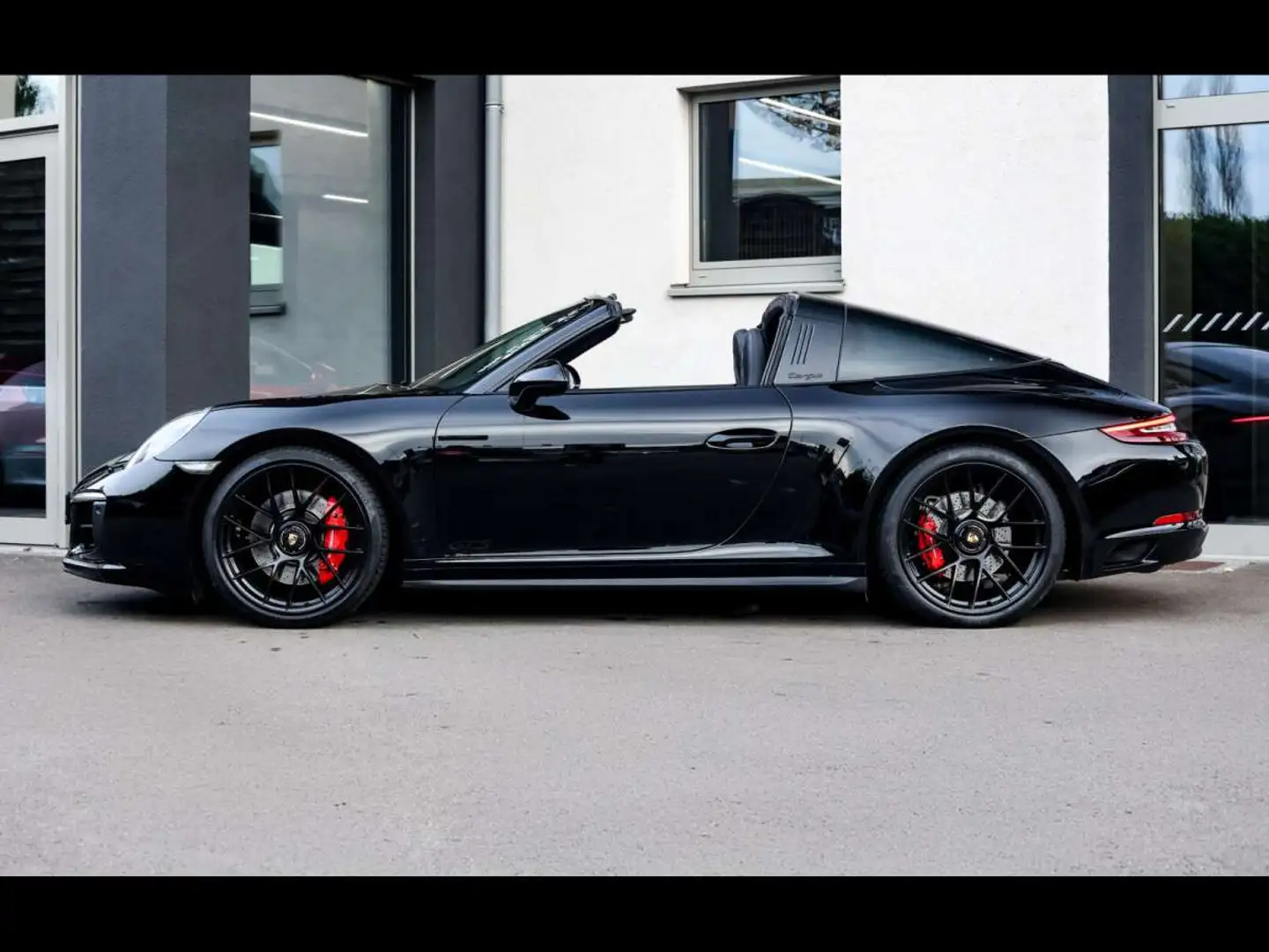 Porsche 911 (991.2) TARGA 4 GTS PDKKAMBOSECHRONO Noir - 2