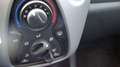 Peugeot 108 1.0 e-VTi 72pk 5D Active Camera Apple Carplay, DAB Grijs - thumbnail 16