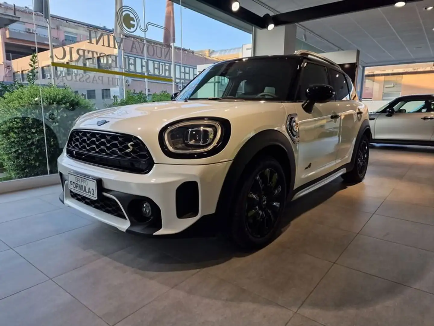 MINI Cooper Countryman Mini 1.5 Cooper SE Classic Countryman ALL4 Bianco - 1