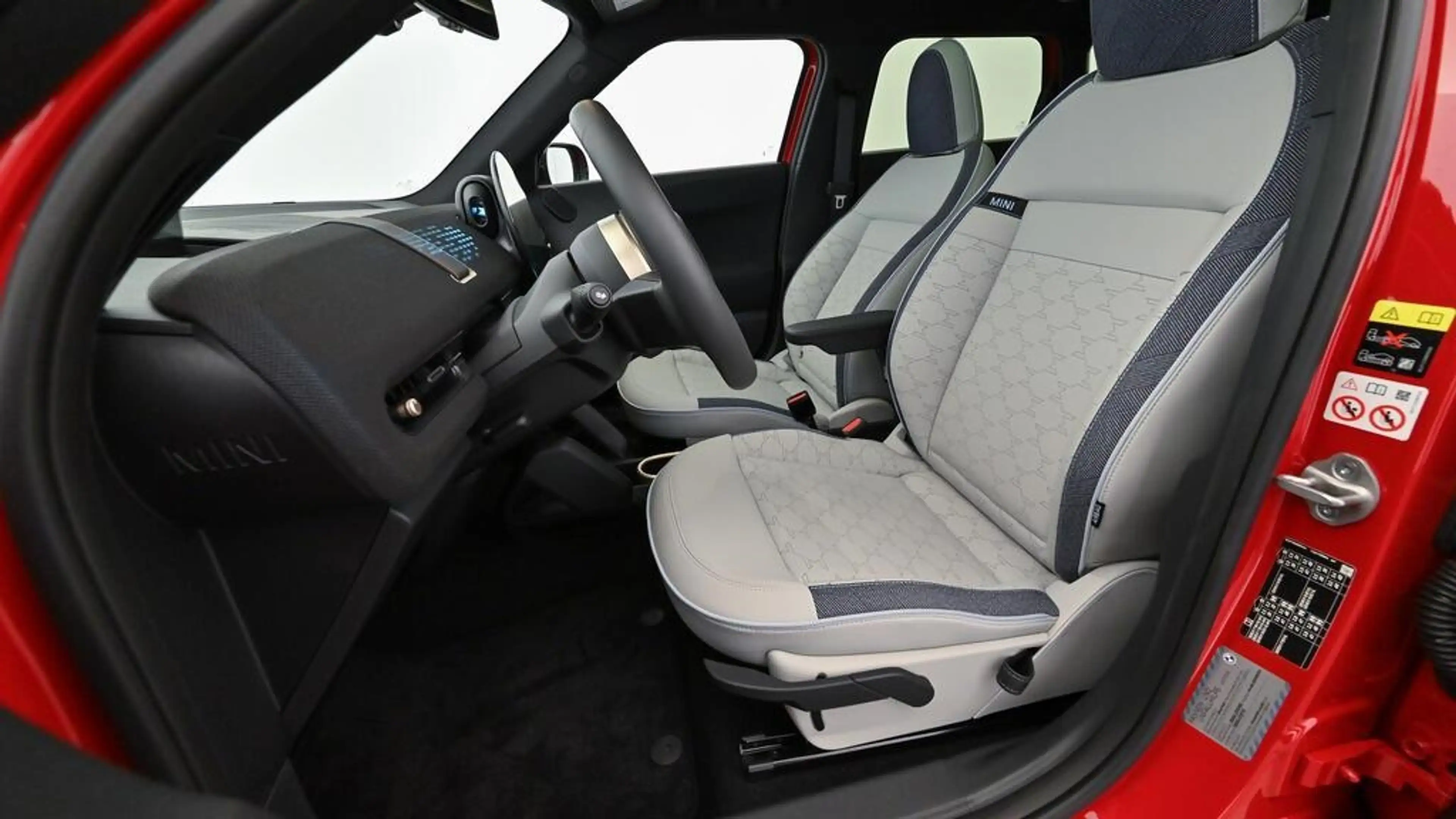 MINI Aceman SE — photo 12