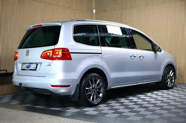 Volkswagen Sharan view 5