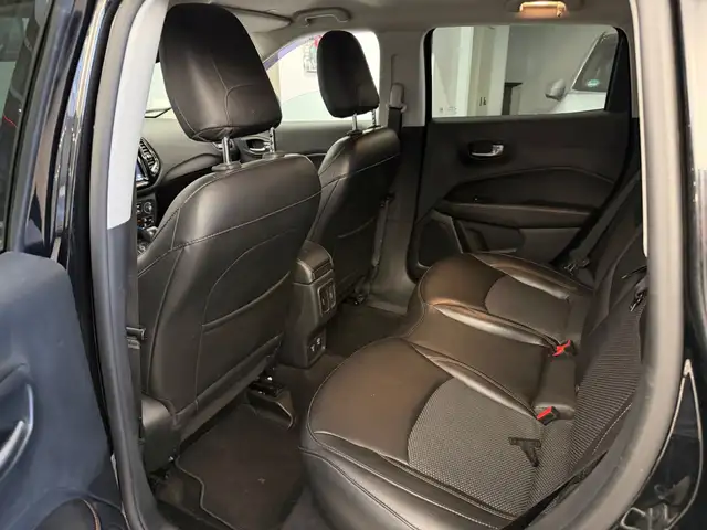 Jeep Compass view 11
