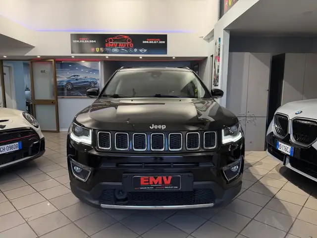 Jeep Compass view 3