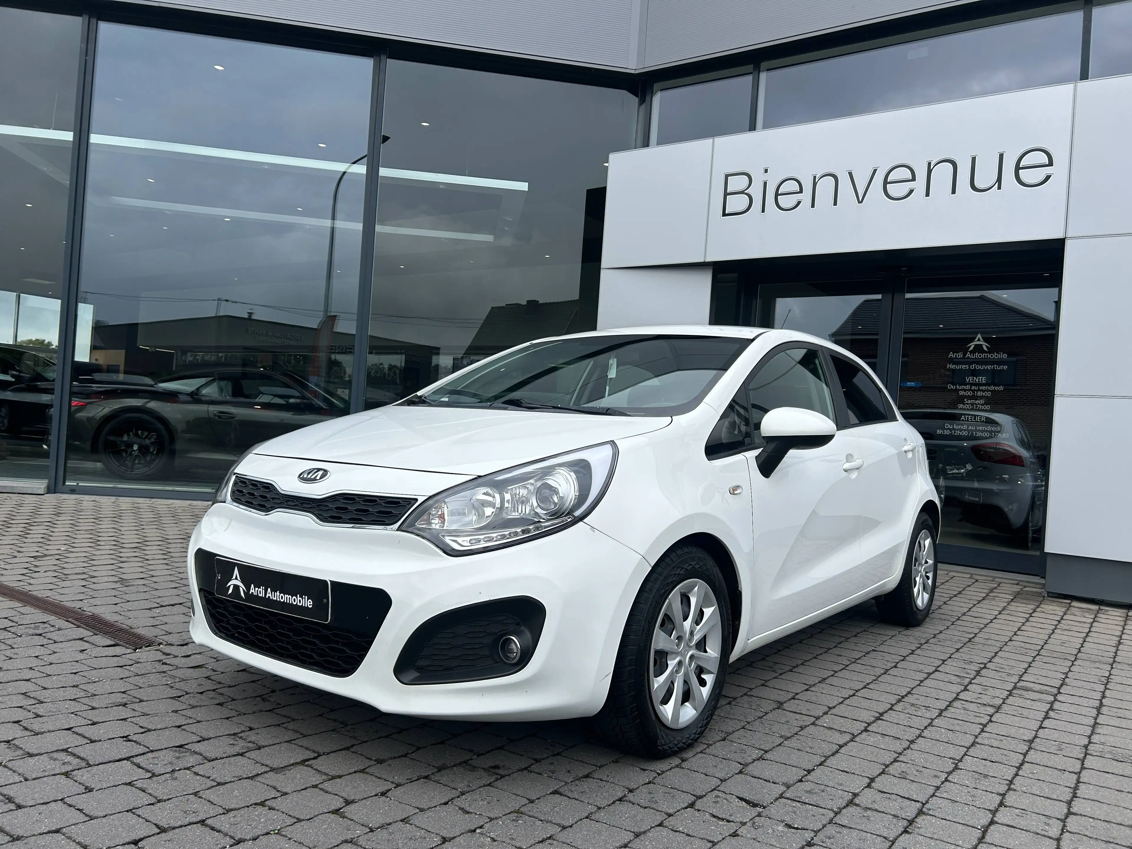 Kia Rio 1.2i *GARANTIE 12 MOIS*BLUETOOTH*AIRCO*CRUISE*