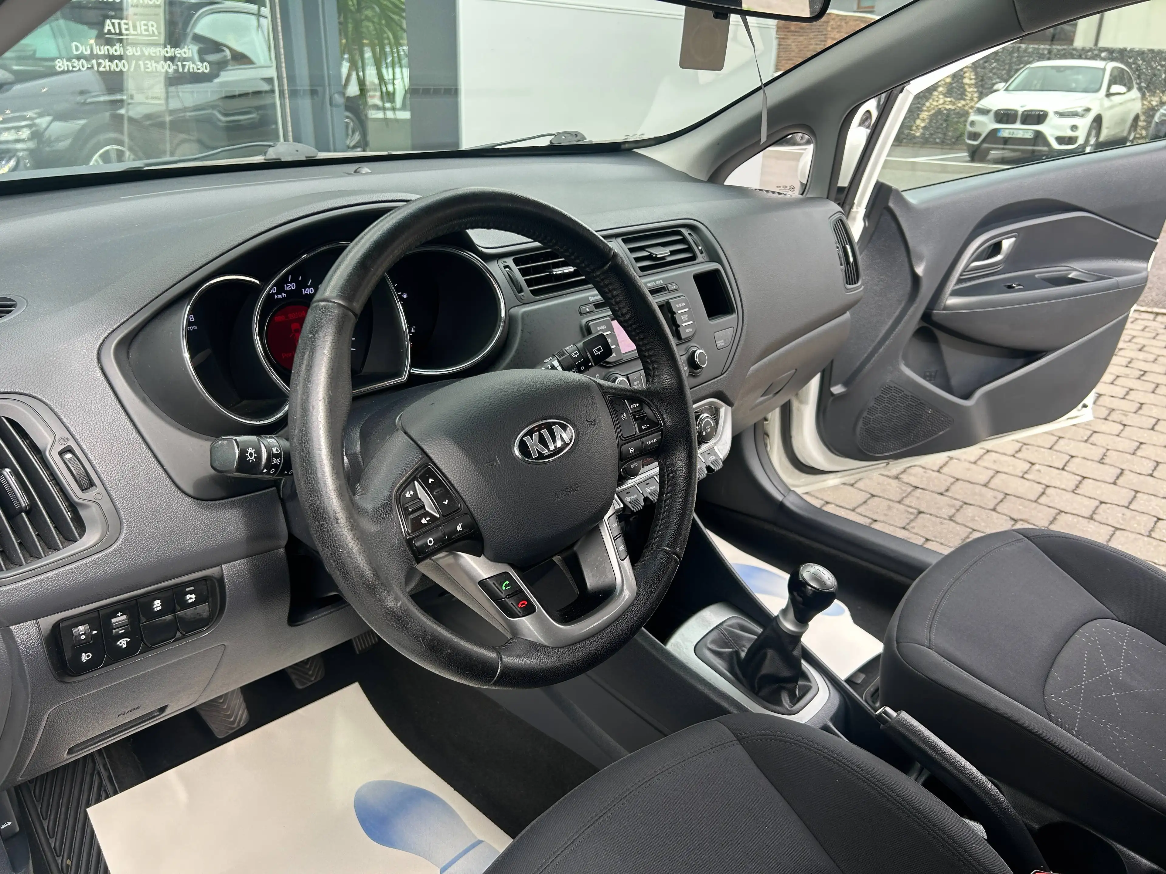 Kia Rio 1.2i *GARANTIE 12 MOIS*BLUETOOTH*AIRCO*CRUISE* — photo 9