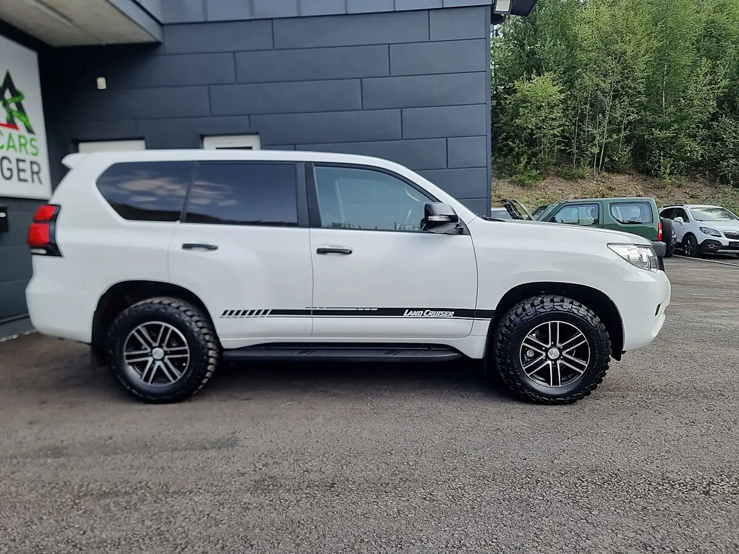 Toyota Land Cruiser Landcruiser 2,8 D-4D 4WD **1Hand+Garantie** Weiß - 2