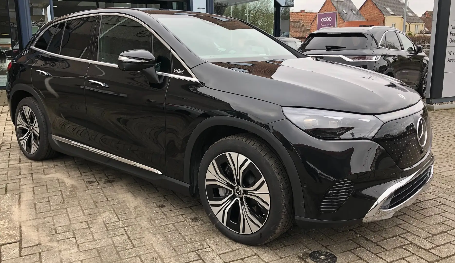 Mercedes-Benz EQE 300 Distronic | Trekhaak | 360° camera | Keyless GO Noir - 2