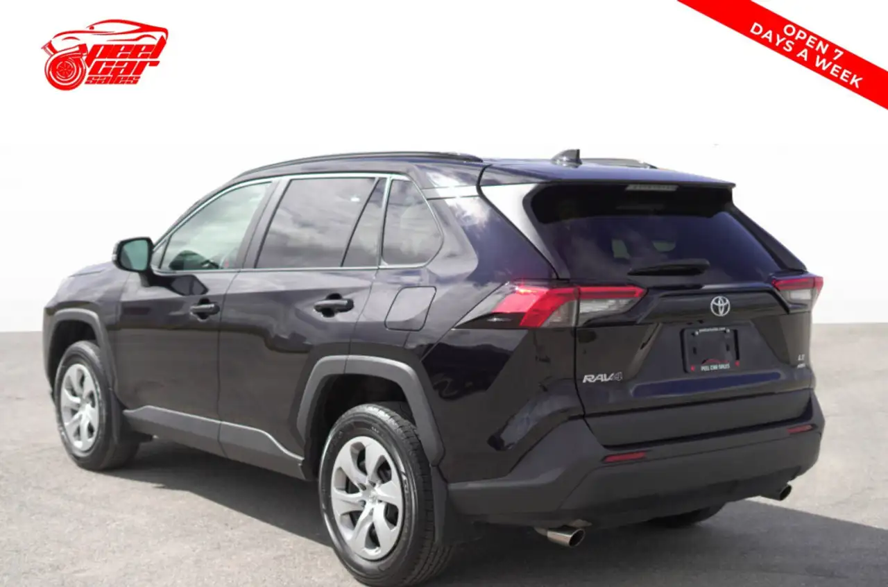 Toyota RAV 4 снимка Toyota RAV 4