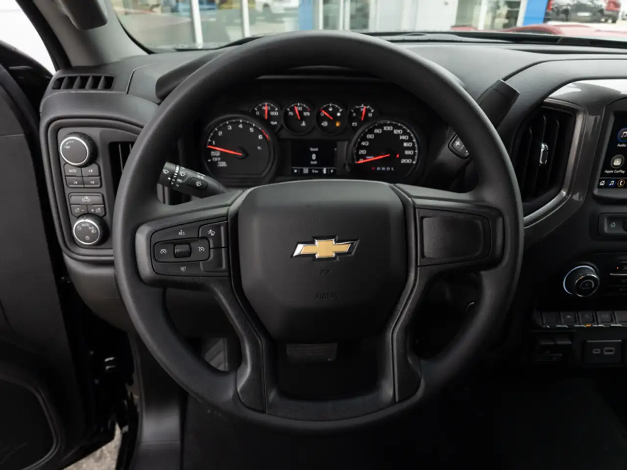 Chevrolet Silverado 1500 снимка Chevrolet Silverado 1500