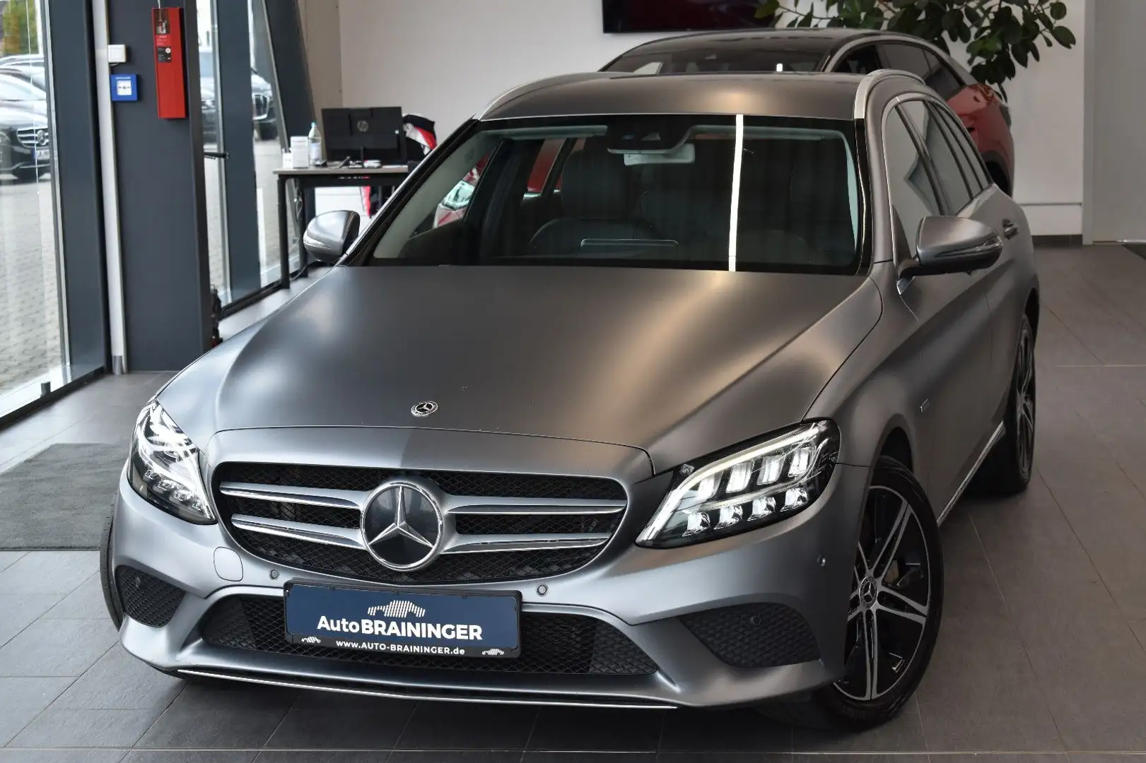 Mercedes-Benz C 300 C300de T 9G-tronic Avantgarde LED~AHK~Navi~RFKam Gris - 1