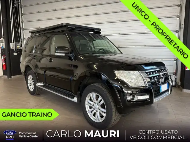 Mitsubishi Pajero 3.2 DI-D 190cv C.Auto - 7 posti - Gancio Traino