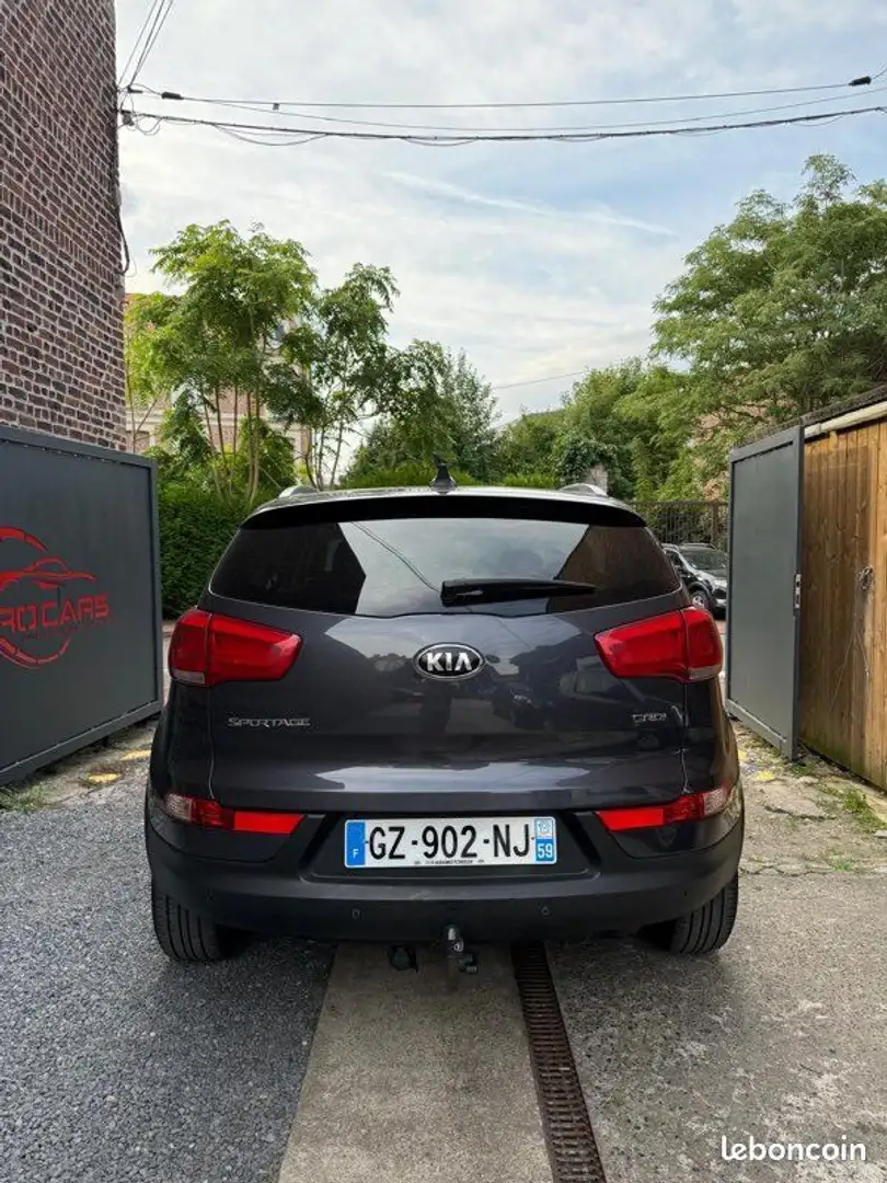 Kia Sportage 2.0 crdi Gris - 2