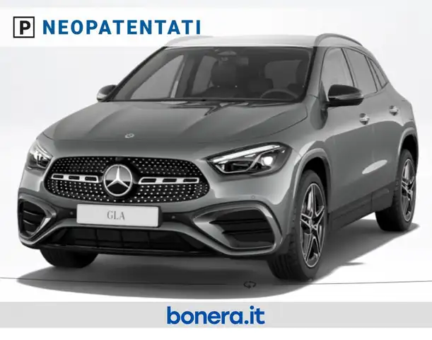 Mercedes-Benz Gla Class main image