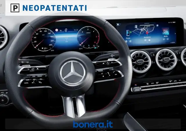 Mercedes-Benz Gla Class view 5