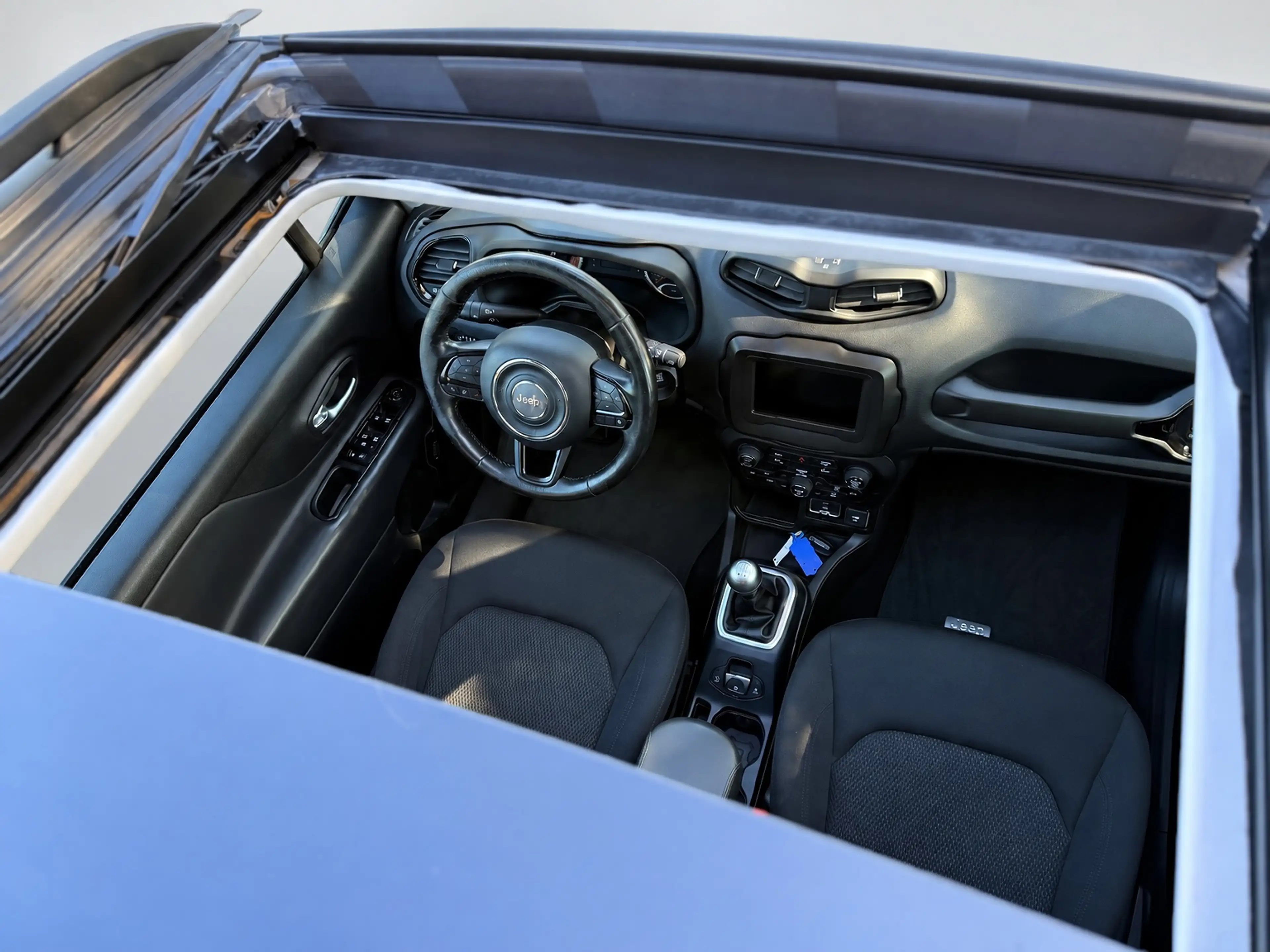 Jeep Renegade 1.0T Limited sport, electrisch glazen panoramadak, — photo 6