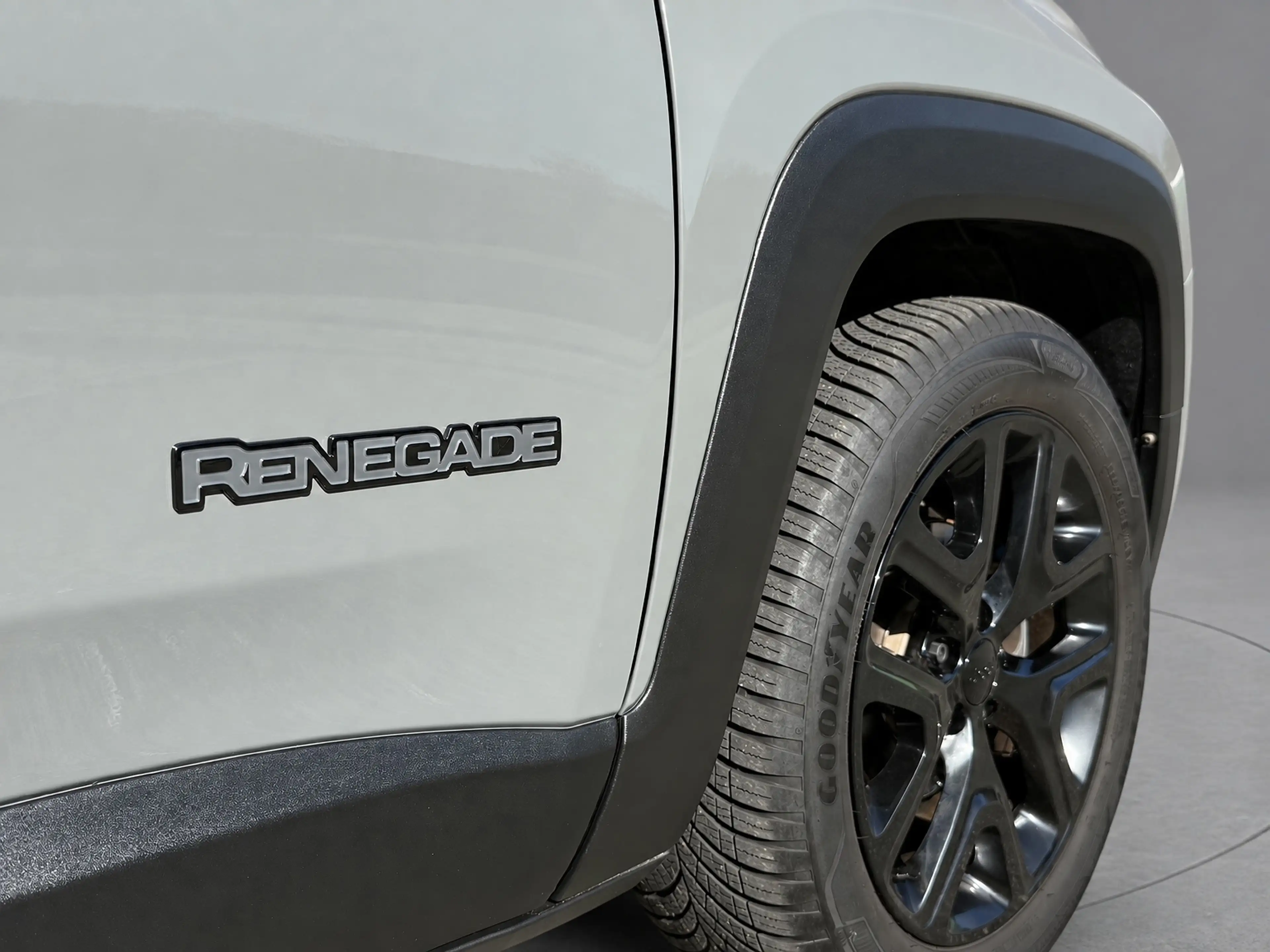 Jeep Renegade 1.0T Limited sport, electrisch glazen panoramadak, — photo 5