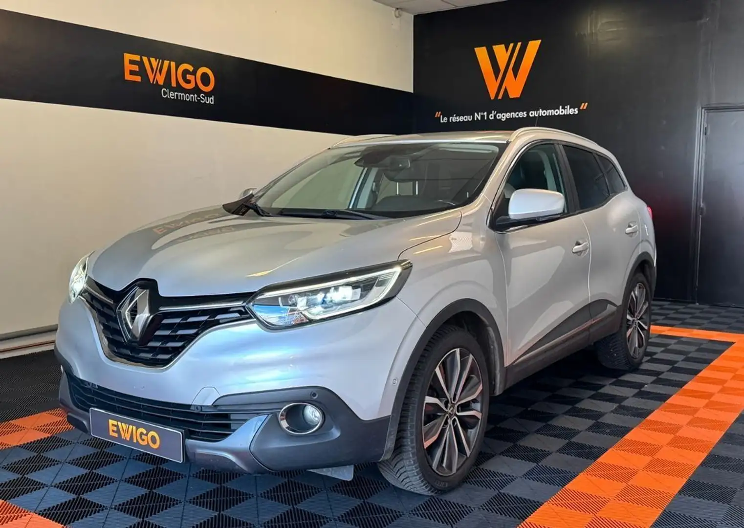 Renault Kadjar 1.5 bluedci 115ch business entretien constructeur Grau - 1