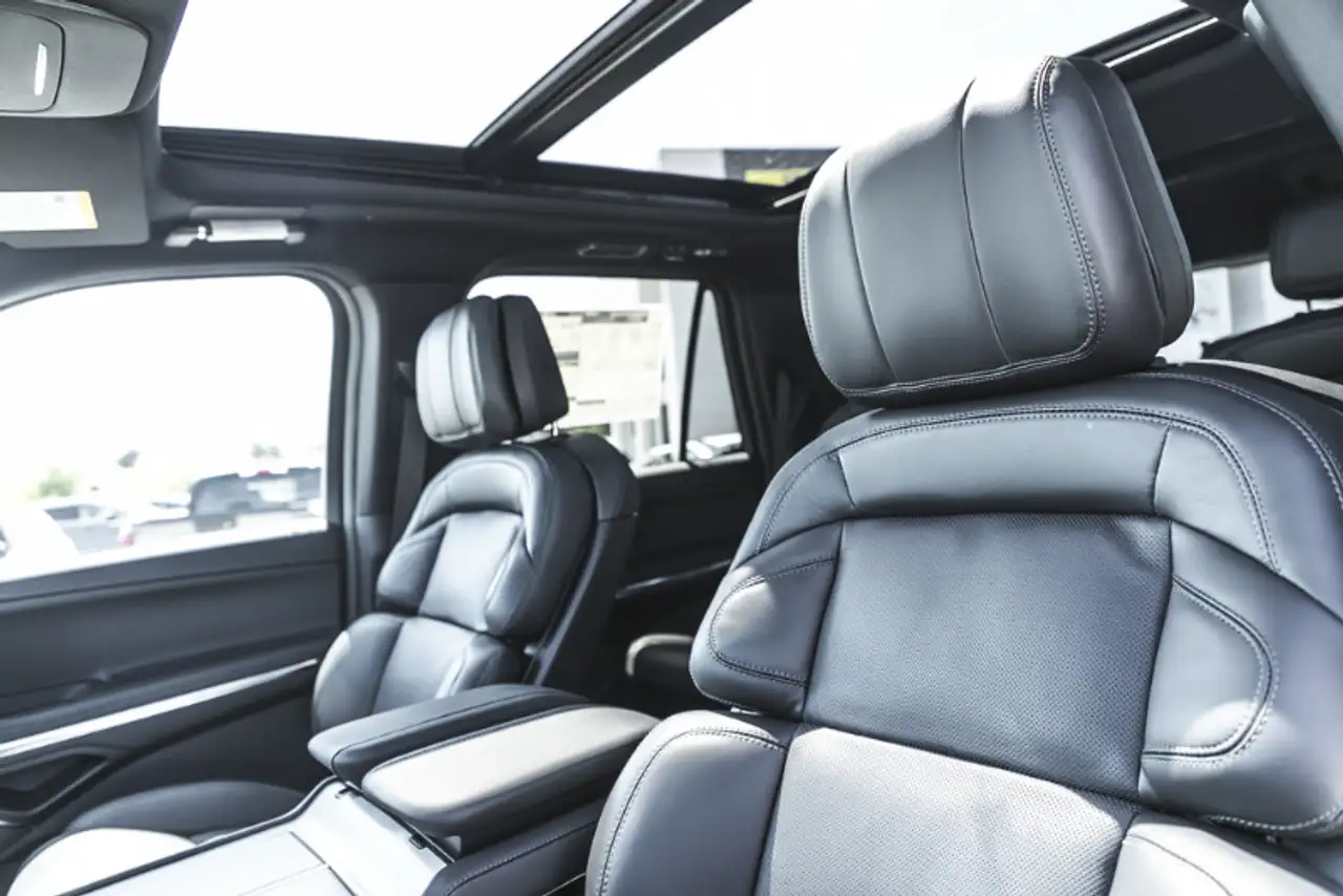Lincoln Navigator снимка Lincoln Navigator