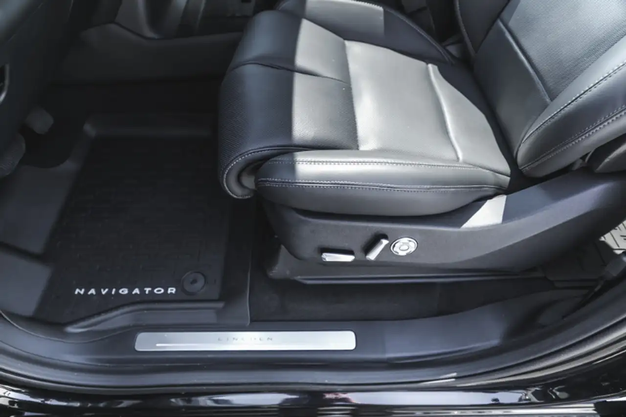 Lincoln Navigator снимка Lincoln Navigator