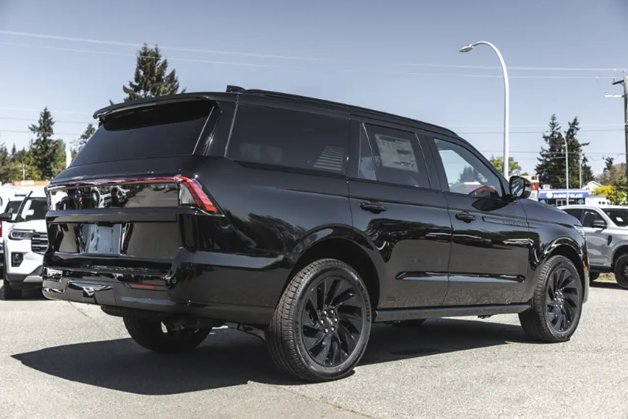 Lincoln Navigator снимка Lincoln Navigator