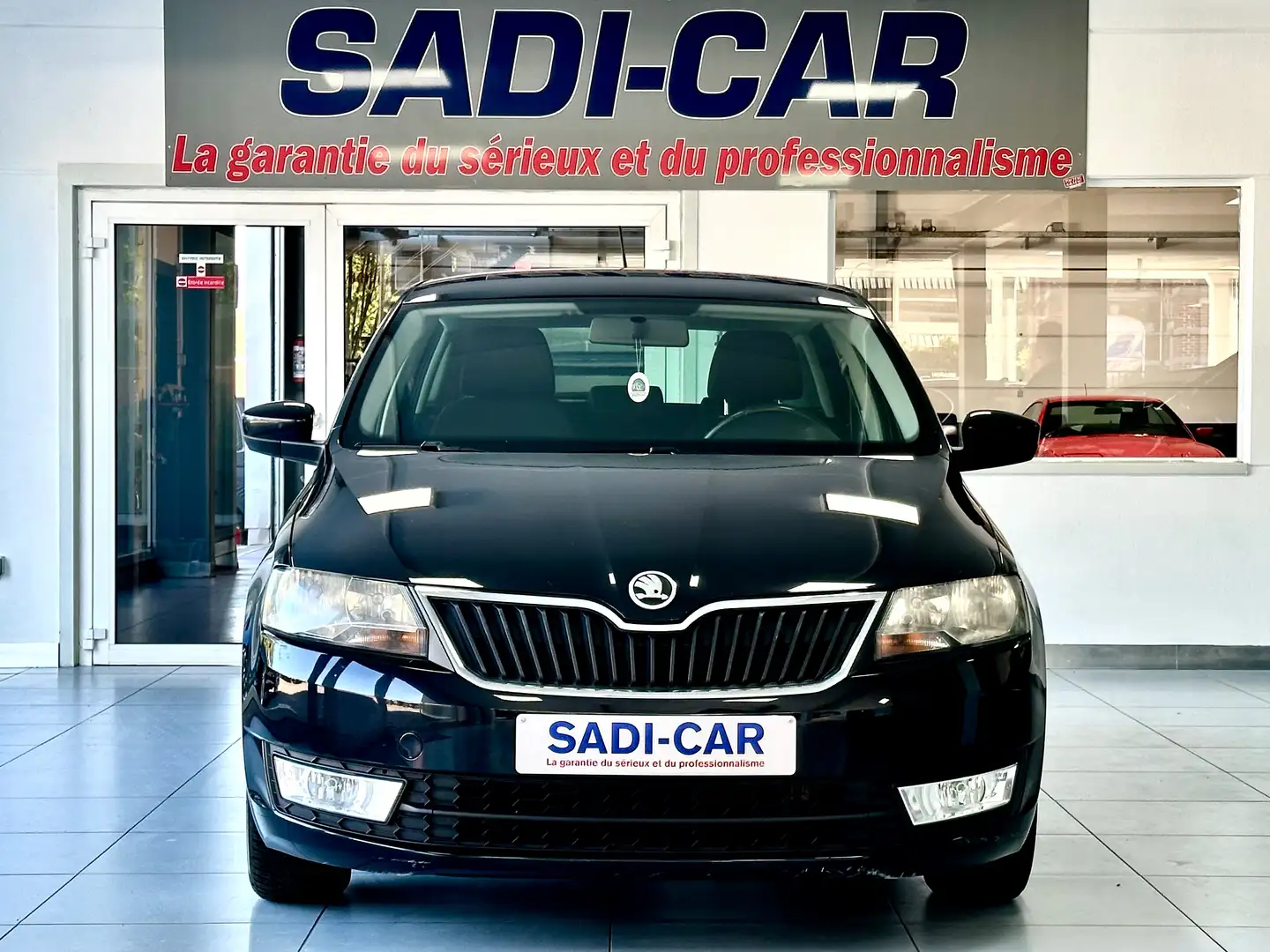 Skoda Rapid/Spaceback Rapid 1.6 CR TDI 105cv Ambition Schwarz - 2