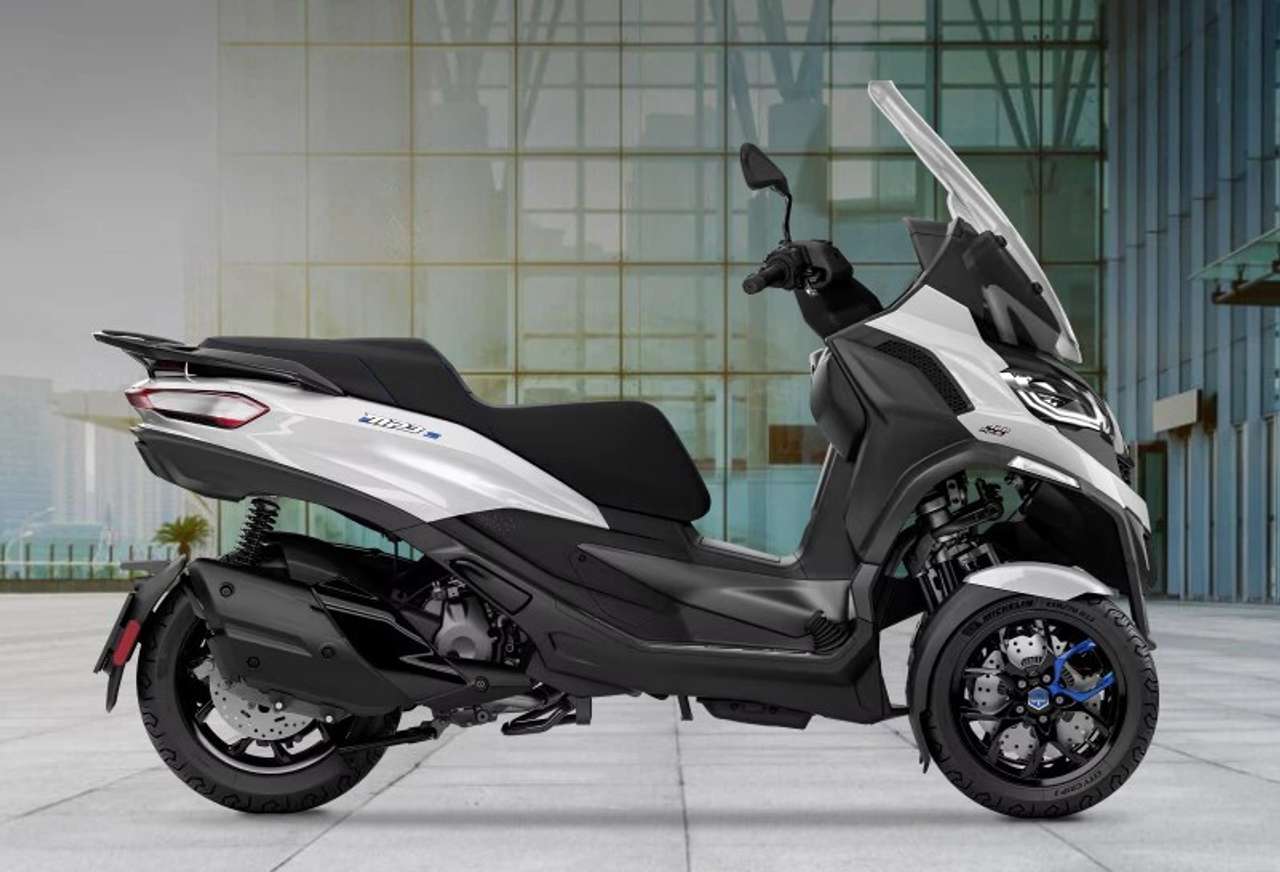 Piaggio MP3 400