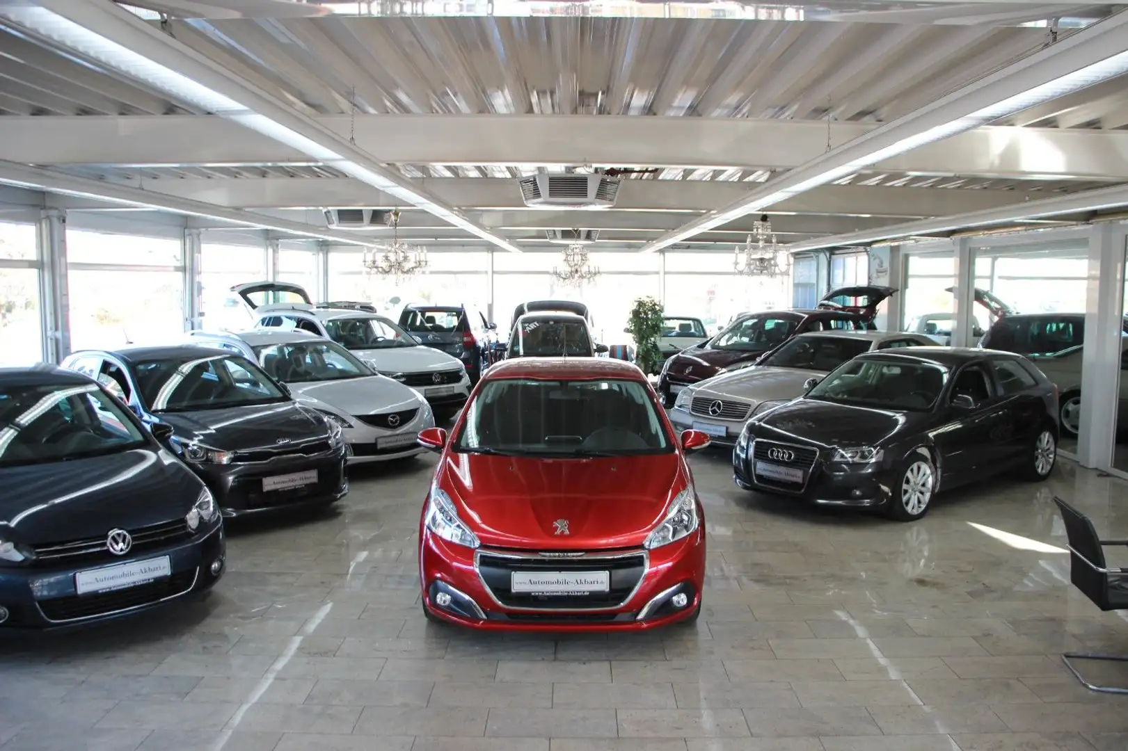 Peugeot 208 Active Rot - 1