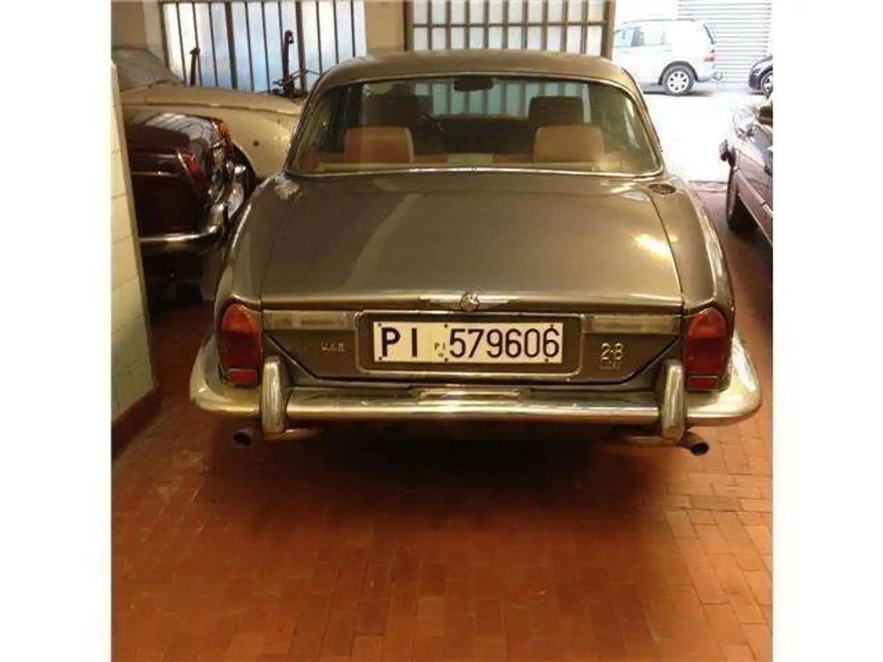 Jaguar XJ6 Ottima base per un restauro, foto 4