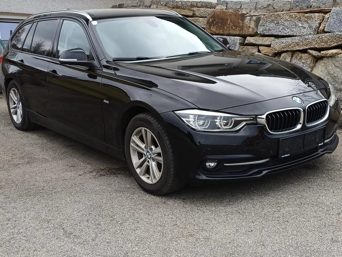 BMW 320 320d Touring Sport Line Aut. Sport Line Schwarz - 1